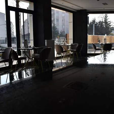 Hotel Hmz Luxury